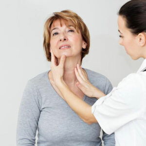 6 symptoms of esophageal cancer to pay attention to