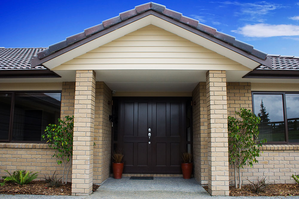 5 common mistakes to avoid when picking a new front door